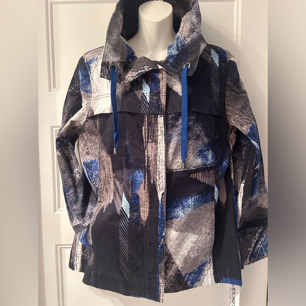 #085-Jockey Jacket/ Coat Zipper & Snaps Sz. M